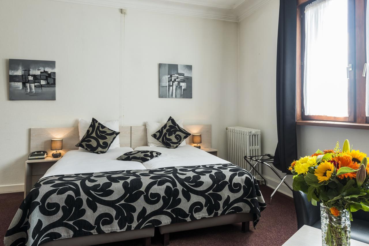 Hostellerie Lou Pahou Ronse Exterior foto